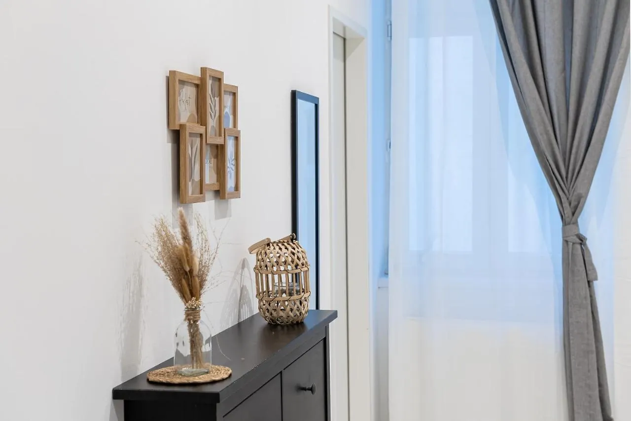 Vienna My City Apartment Family Room Aparthotel
