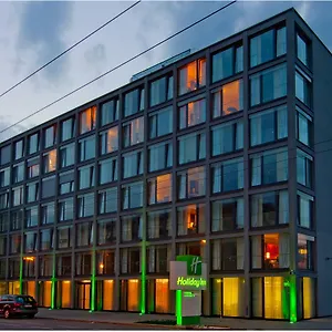 - By Ihg Hotel Salisburgo